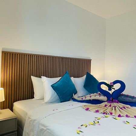 Baan Saint-Tropez Seaview Villas Kata Beach Extérieur photo