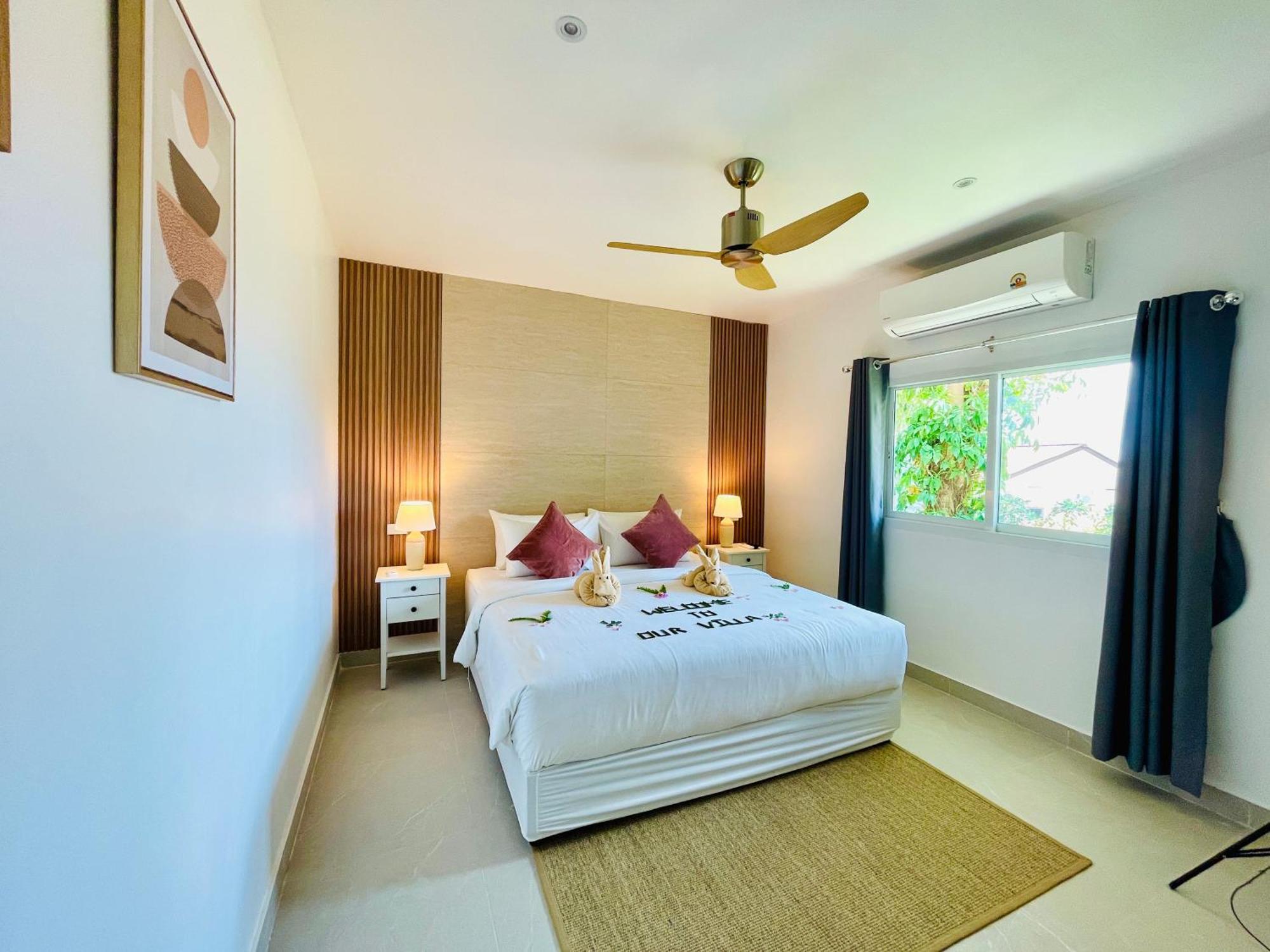Baan Saint-Tropez Seaview Villas Kata Beach Extérieur photo