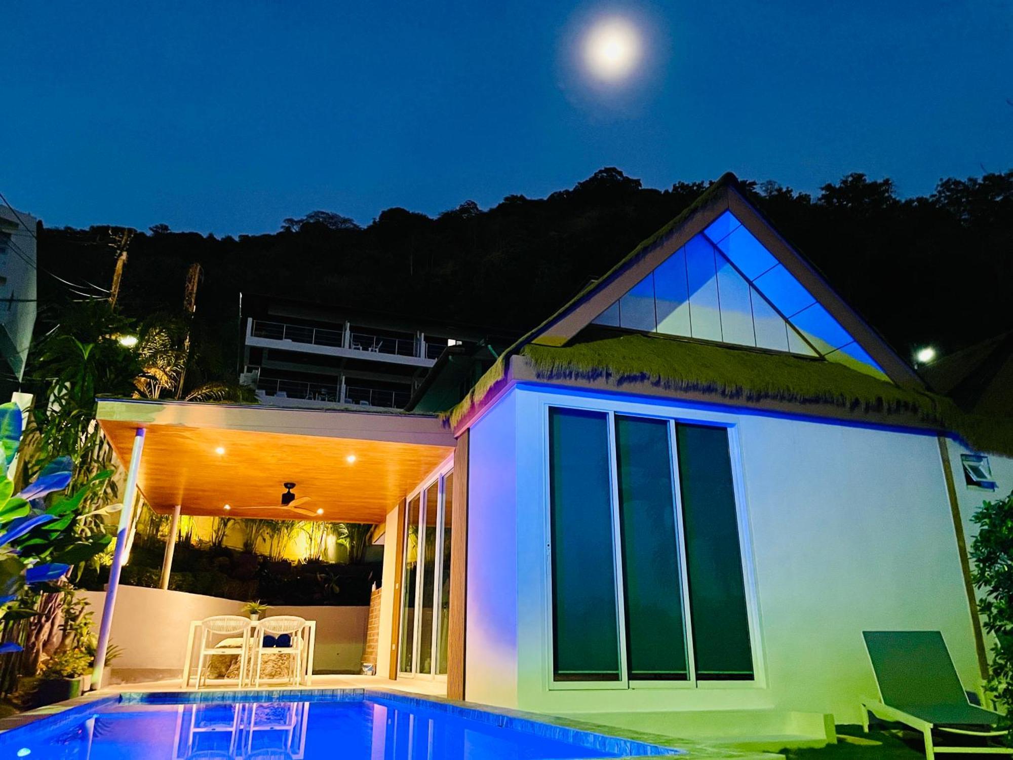 Baan Saint-Tropez Seaview Villas Kata Beach Extérieur photo
