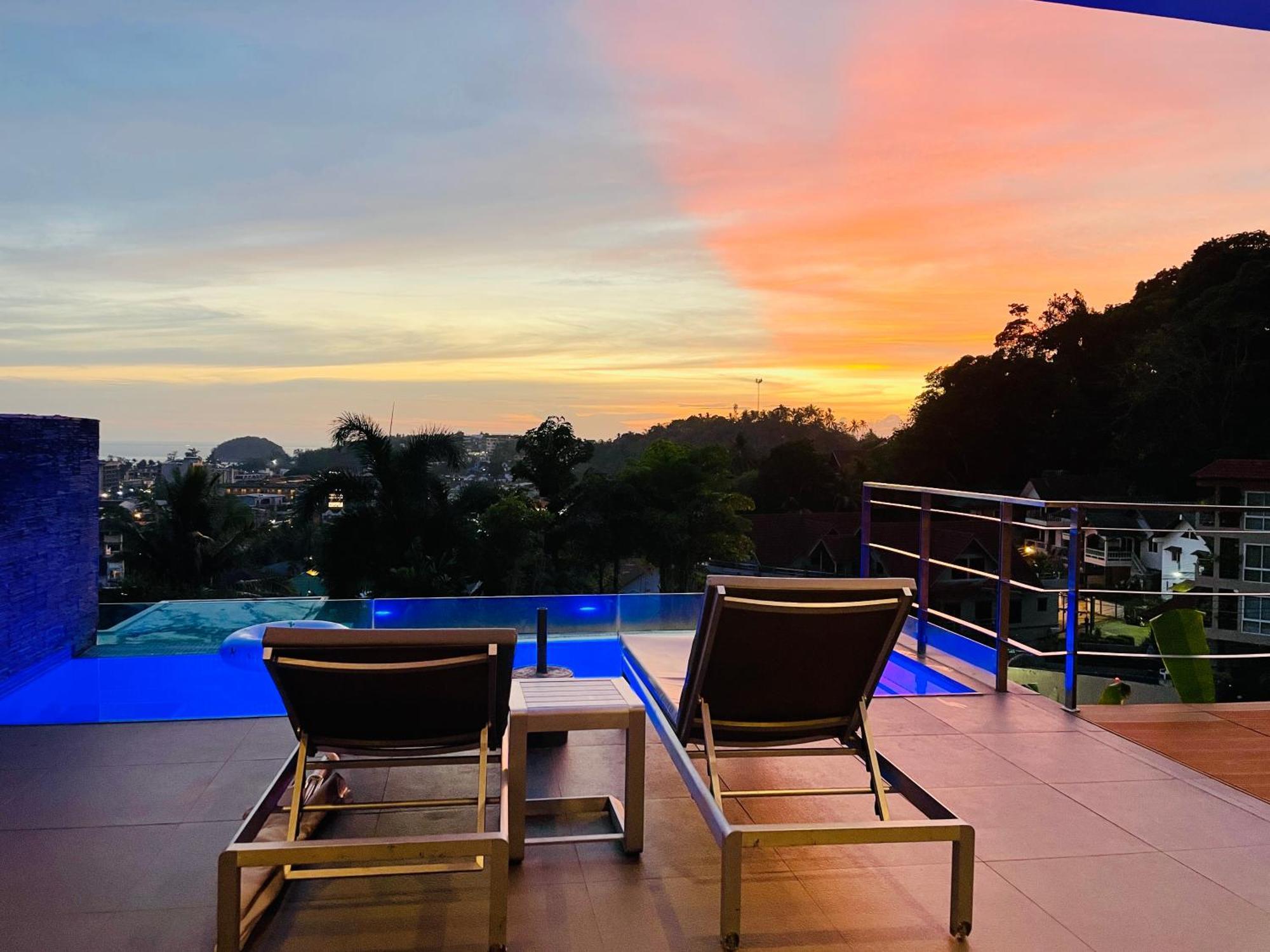 Baan Saint-Tropez Seaview Villas Kata Beach Extérieur photo