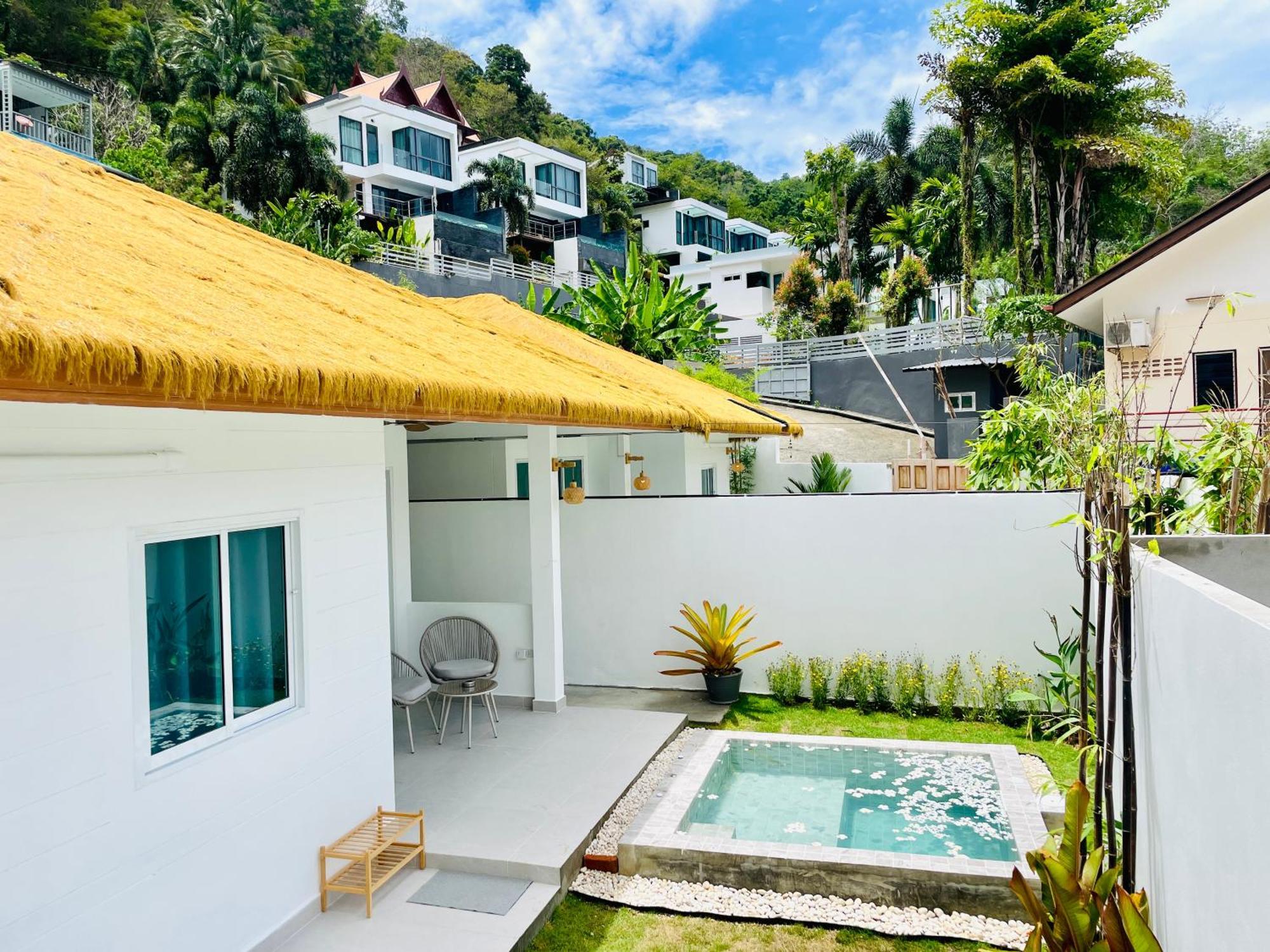 Baan Saint-Tropez Seaview Villas Kata Beach Extérieur photo