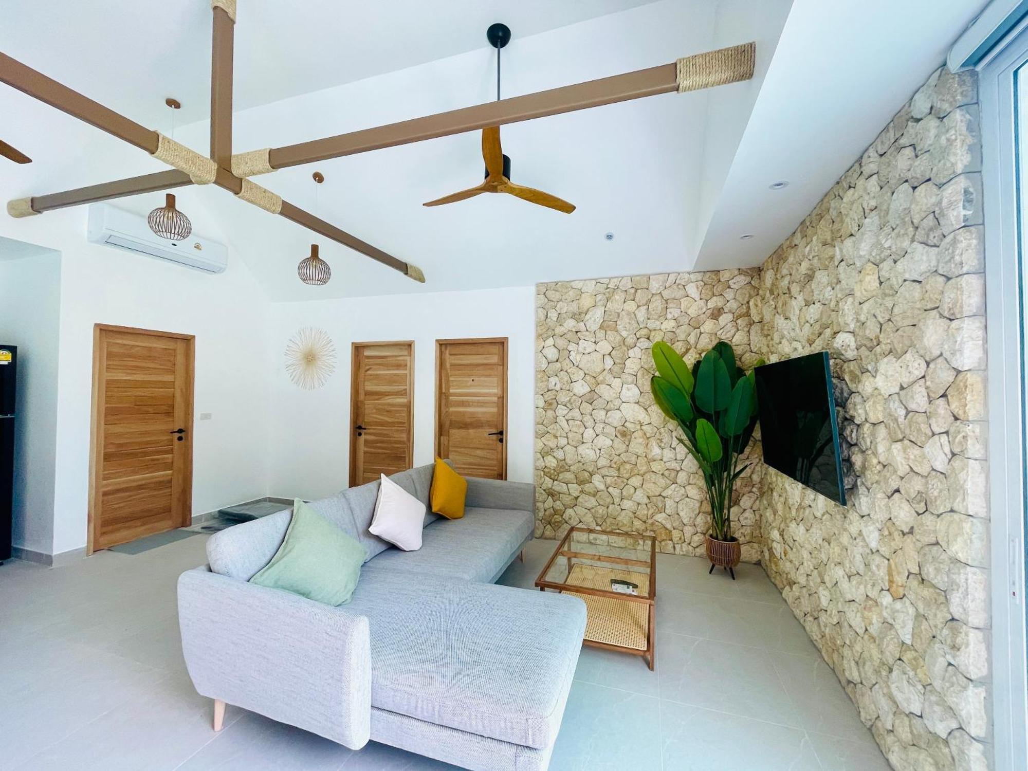 Baan Saint-Tropez Seaview Villas Kata Beach Extérieur photo